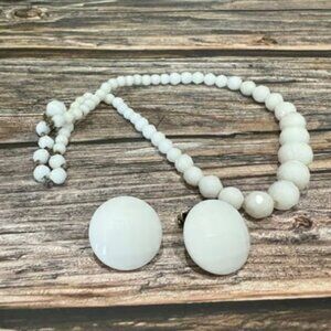 Vintage Faceted Milk Glass Necklace and Earrings STE101